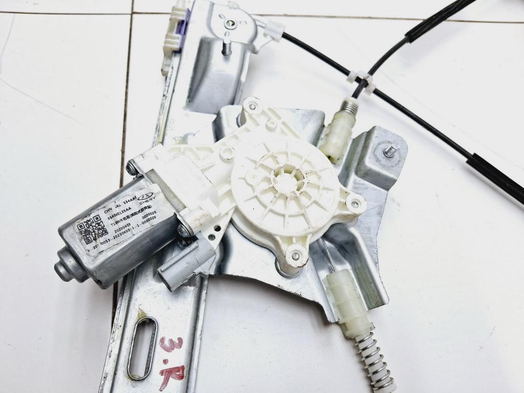 Стеклоподъемник задний правый, 3000 рублей, Пермь