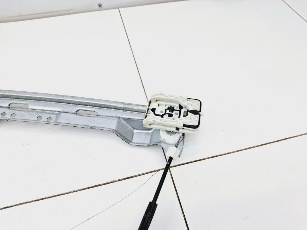 Стеклоподъемник задний правый, 3000 рублей, Пермь