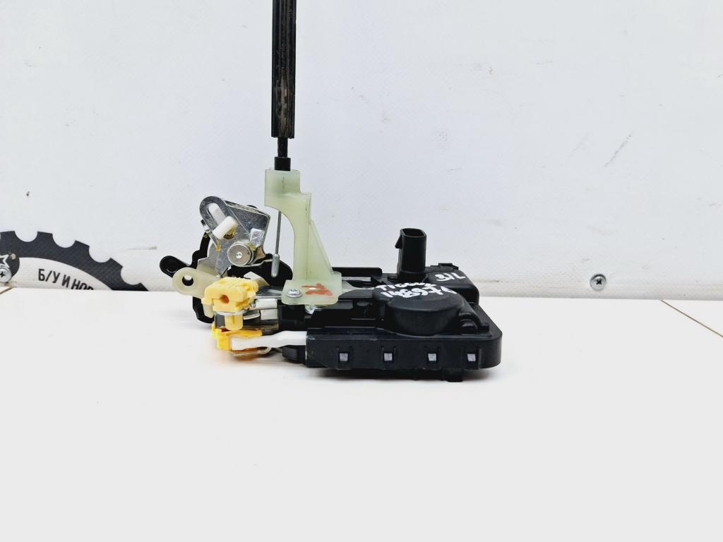 Замок двери задней левой, 2000 рублей, Пермь