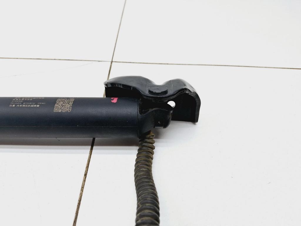 Амортизатор двери багажника, 4000 рублей, Пермь