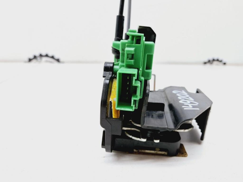 Замок двери передней левой, 2000 рублей, Пермь