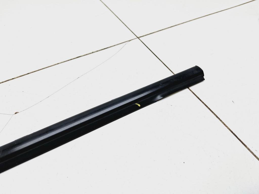 Накладка стекла переднего правого, 800 рублей, Пермь