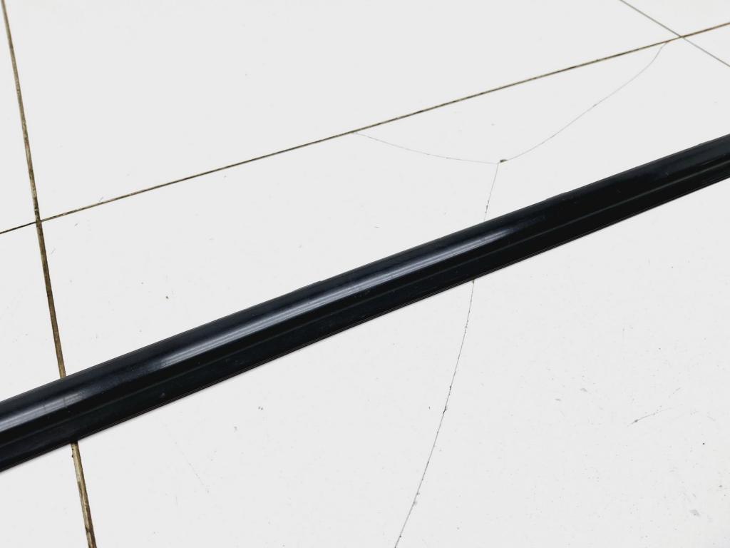 Накладка стекла переднего правого, 800 рублей, Пермь