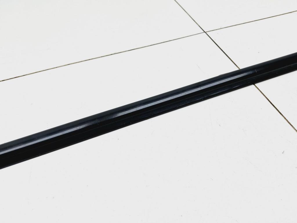 Накладка стекла переднего правого, 800 рублей, Пермь