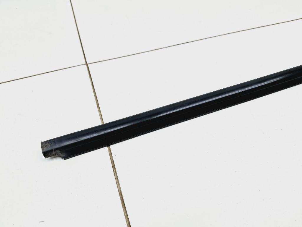 Накладка стекла переднего правого, 800 рублей, Пермь