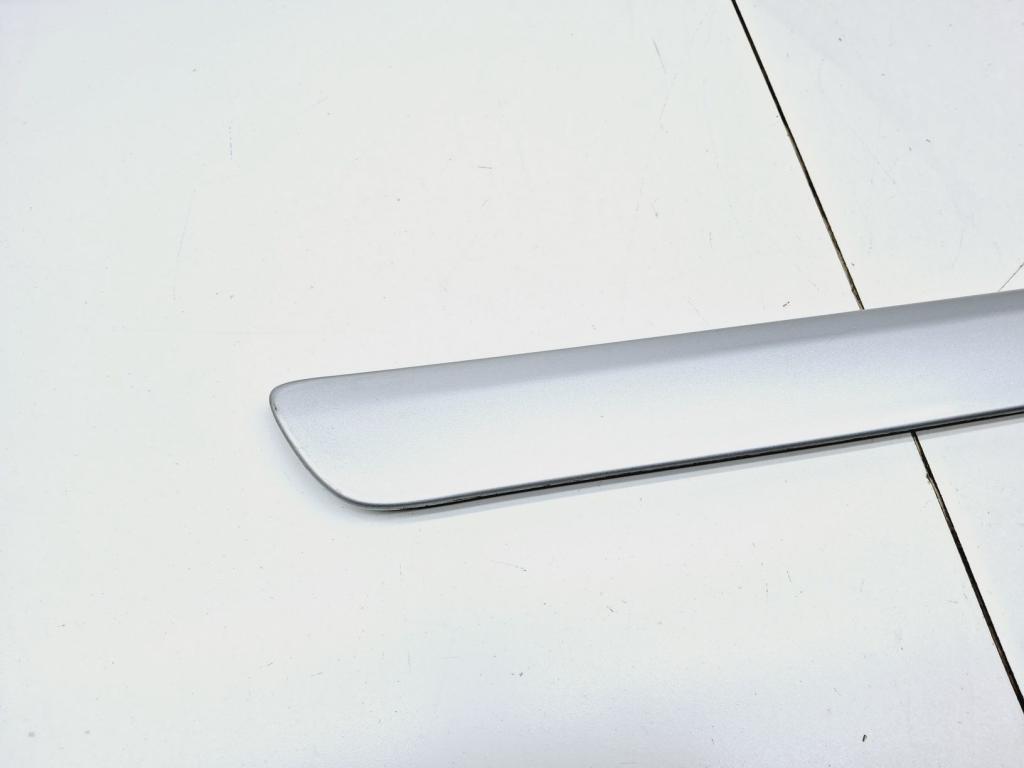 Молдинг задней правой двери, 1000 рублей, Пермь