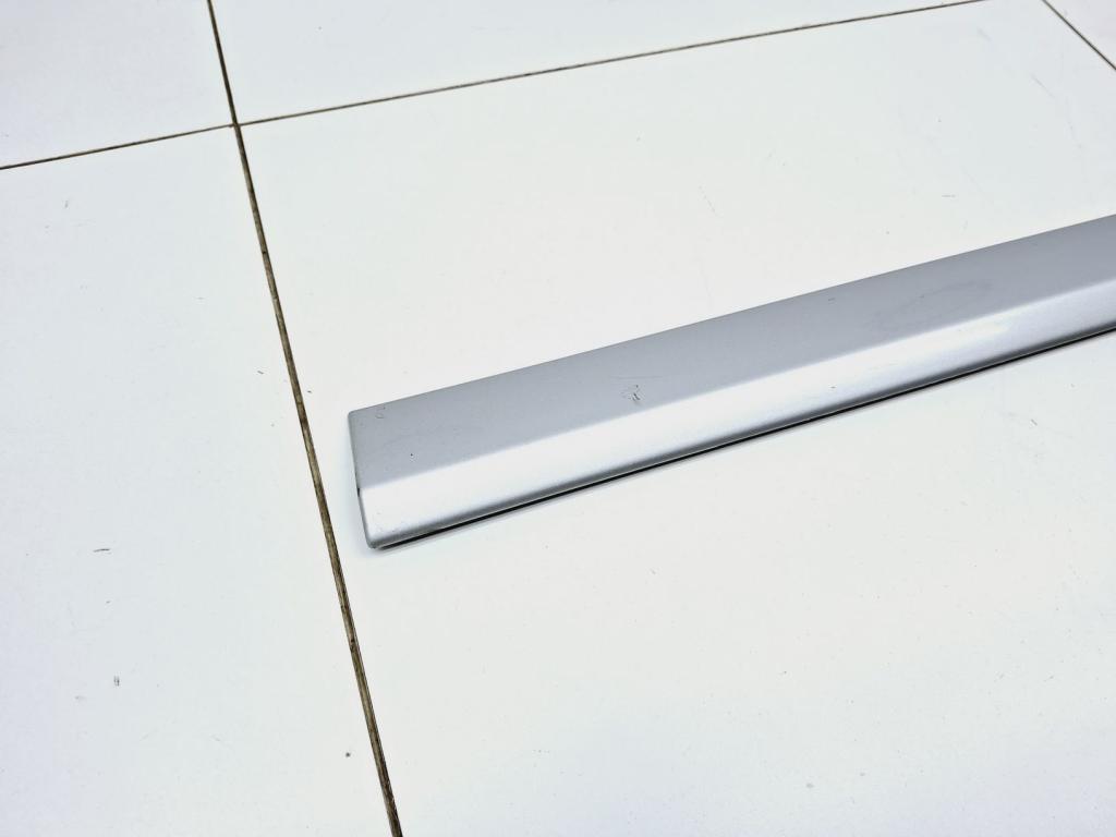 Молдинг передней левой двери, 1000 рублей, Пермь