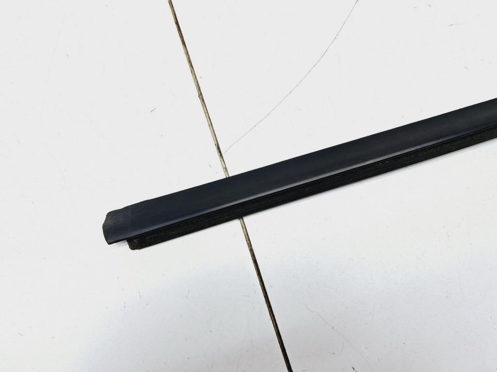 Накладка стекла заднего правого, 500 рублей, Пермь