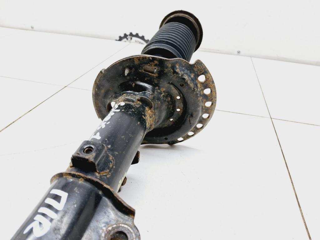 Амортизатор передний правый, 2500 рублей, Пермь