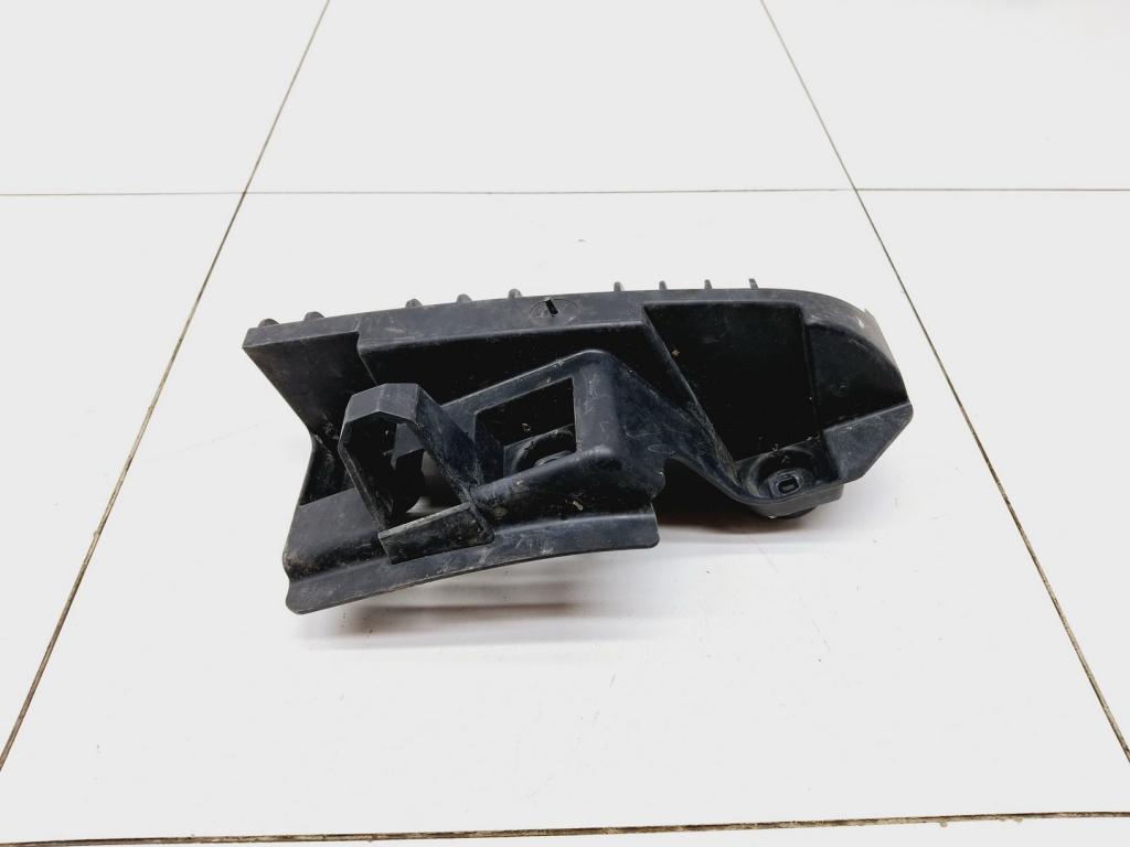 Кронштейн заднего бампера правый, 500 рублей, Пермь