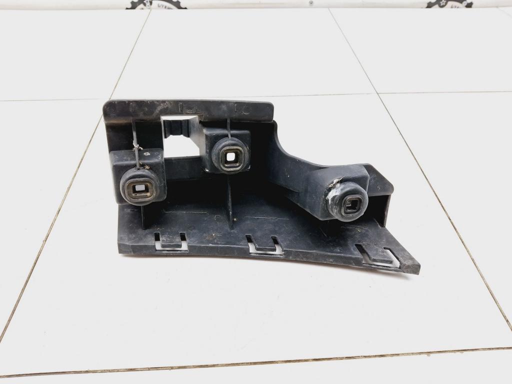 Кронштейн заднего бампера правый, 500 рублей, Пермь