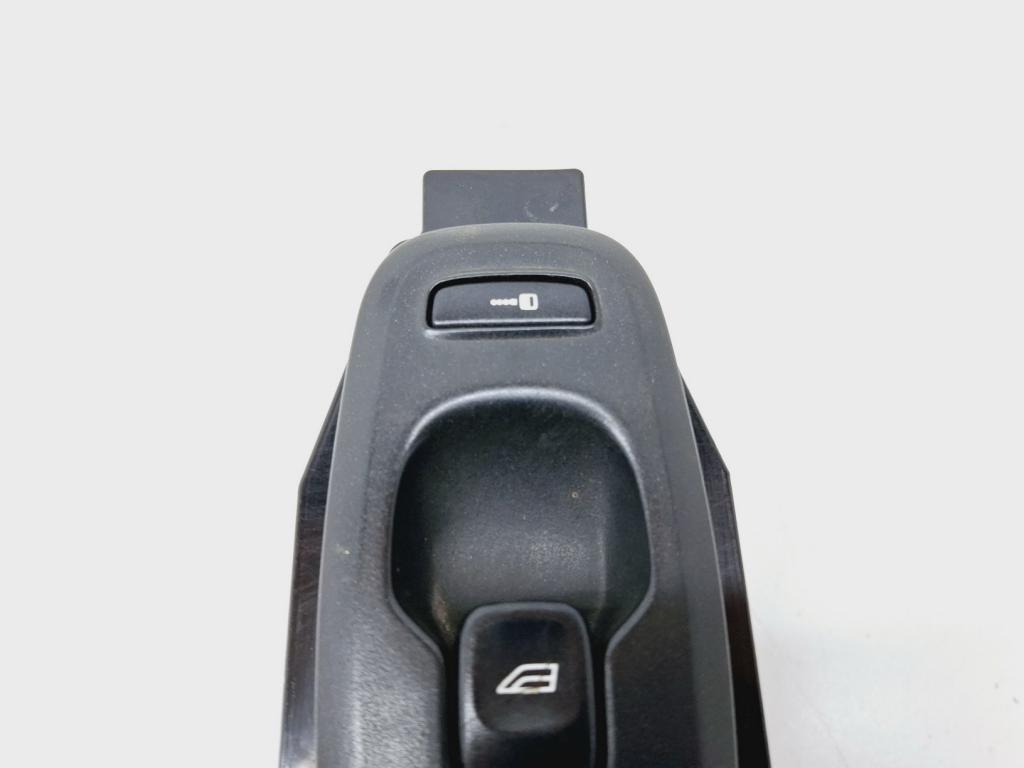 Кнопка стеклоподъемника, 700 рублей, Пермь