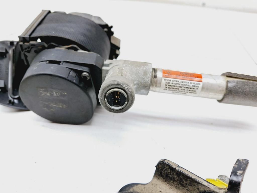 Ремень безопасности с пиропатроном, 2000 рублей, Пермь