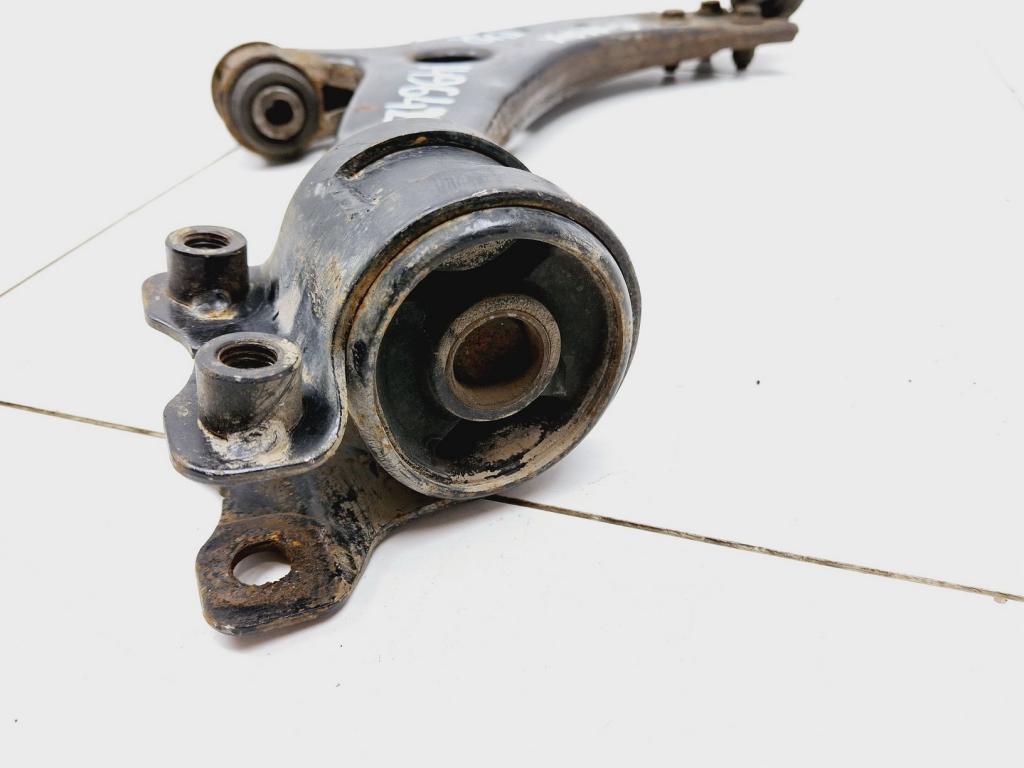 Рычаг передний правый, 2000 рублей, Пермь