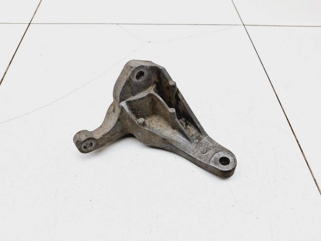 Кронштейн КПП, 1000 рублей, Пермь