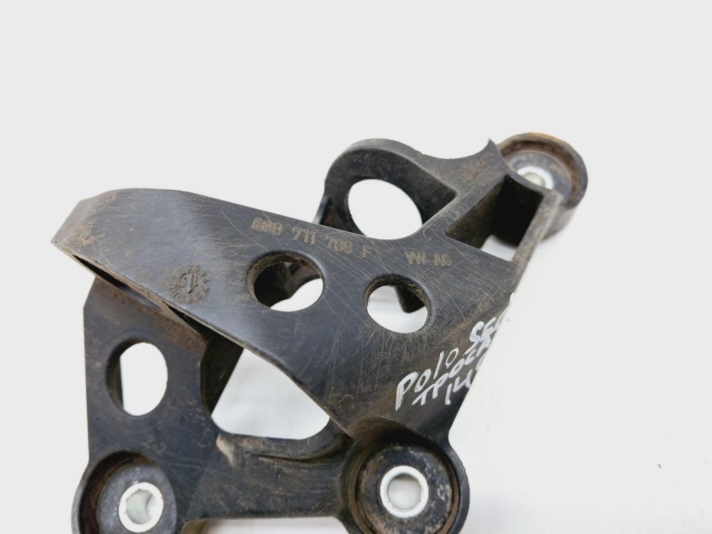 Кронштейн крепления троса КПП, 1000 рублей, Пермь