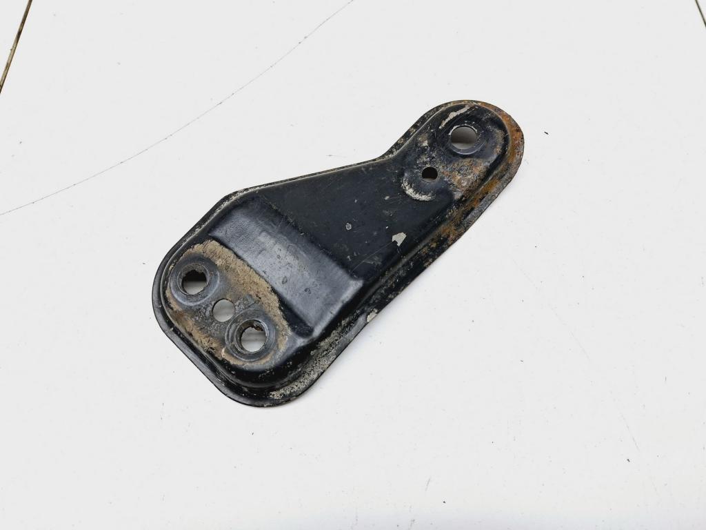 Кронштейн переднего рычага, 500 рублей, Пермь