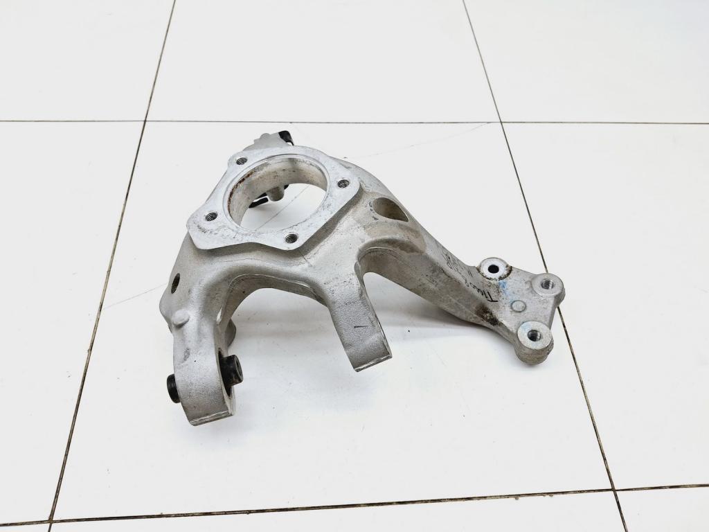 Кулак поворотный задний правый, 8000 рублей, Пермь