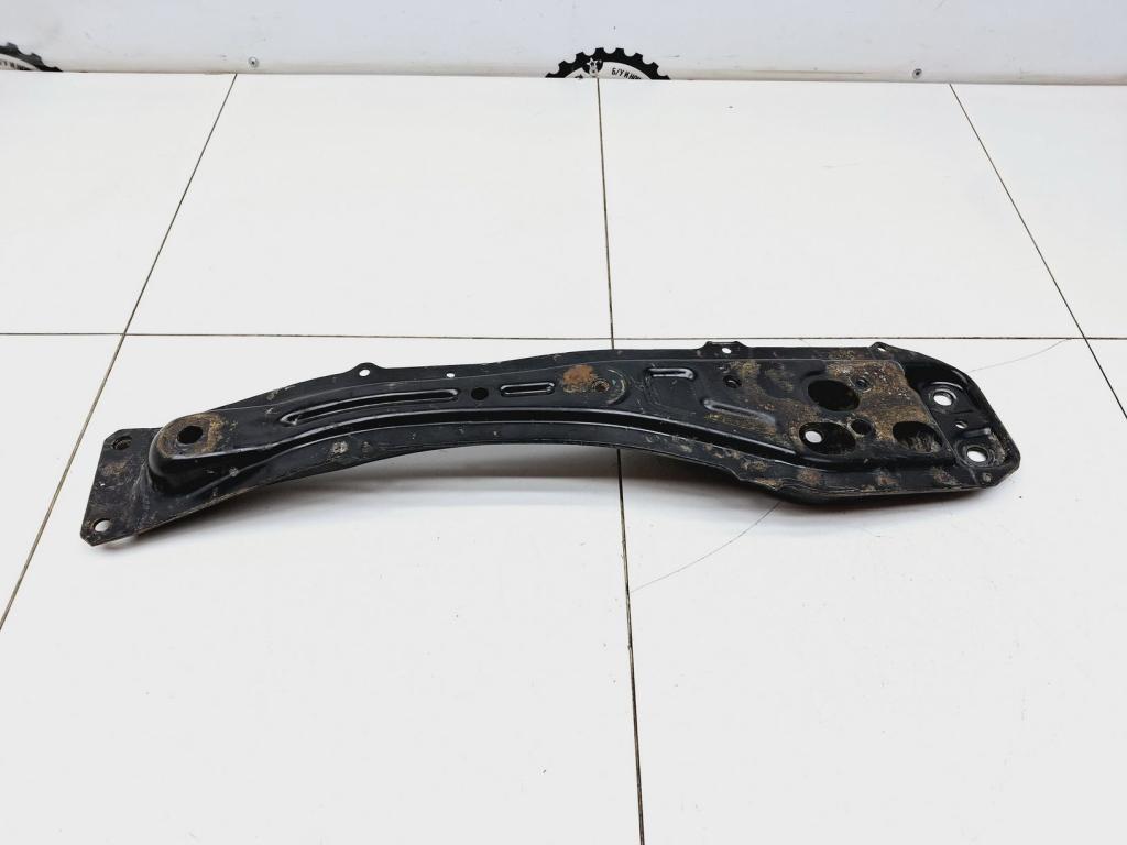 Балка передняя продольная, 1500 рублей, Пермь