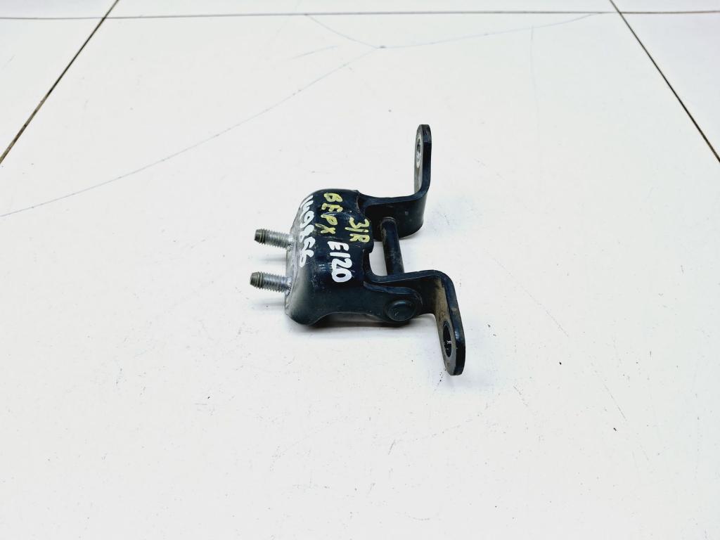 Петля двери задней правой верхняя, 500 рублей, Пермь