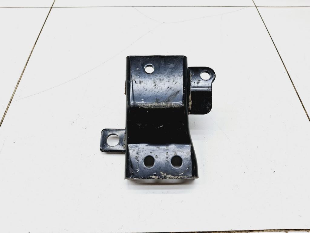 Кронштейн КПП, 2000 рублей, Пермь