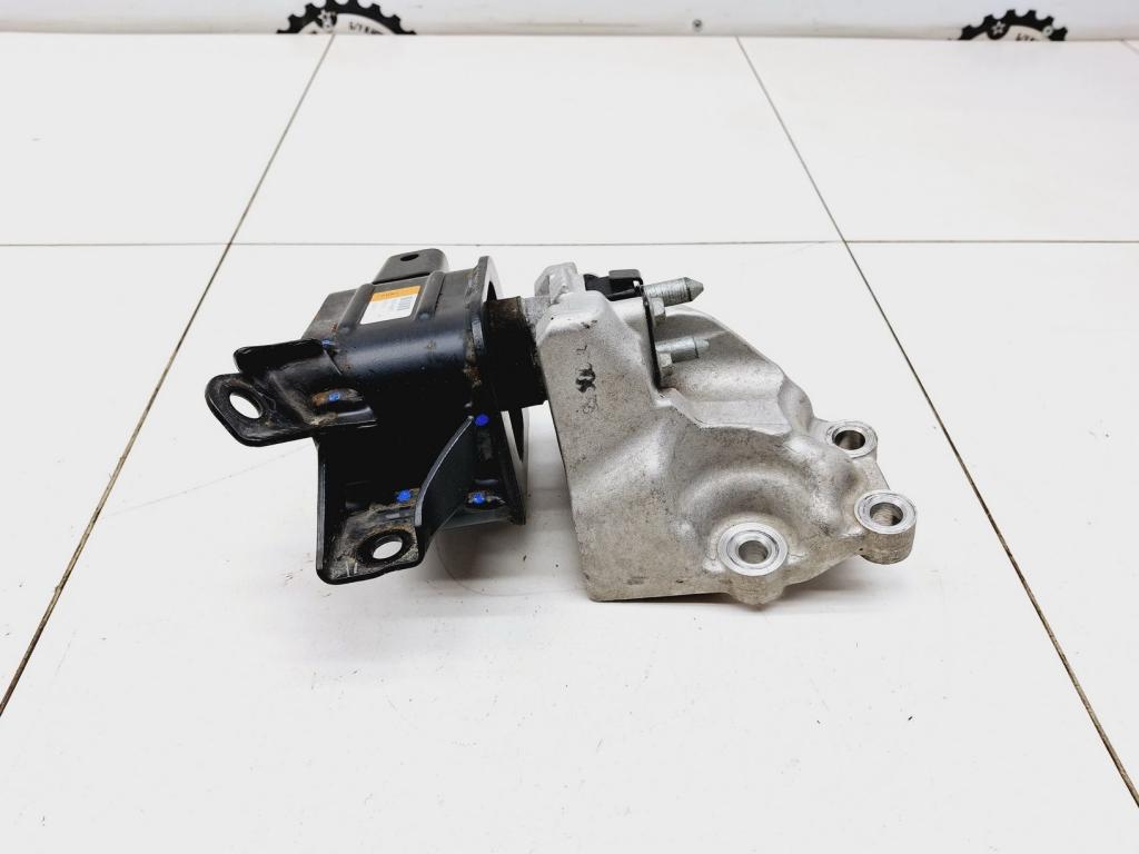 Опора двигателя левая, 8000 рублей, Пермь