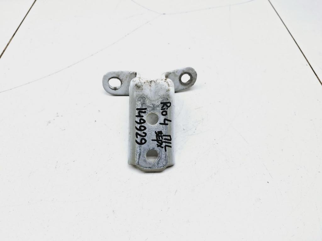 Петля двери передней левой верхняя, 2000 рублей, Пермь