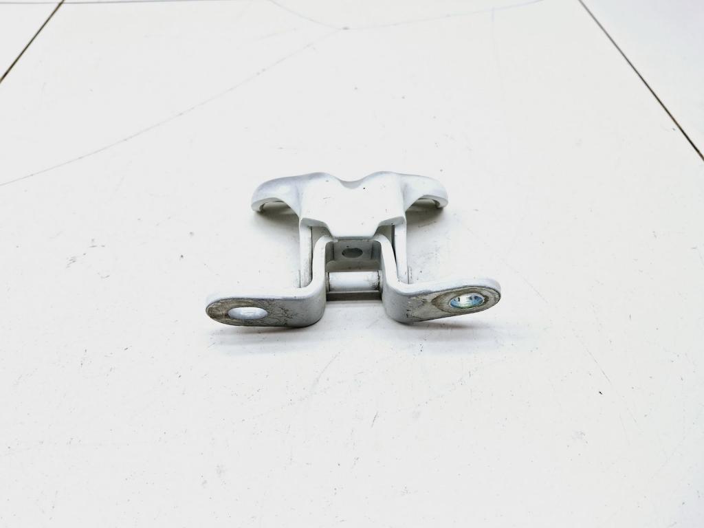 Петля двери передней левой нижняя, 2000 рублей, Пермь