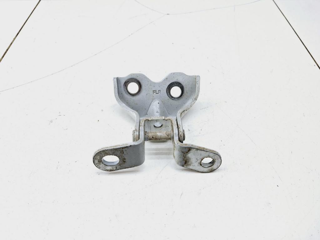 Петля двери передней правой нижняя, 2000 рублей, Пермь