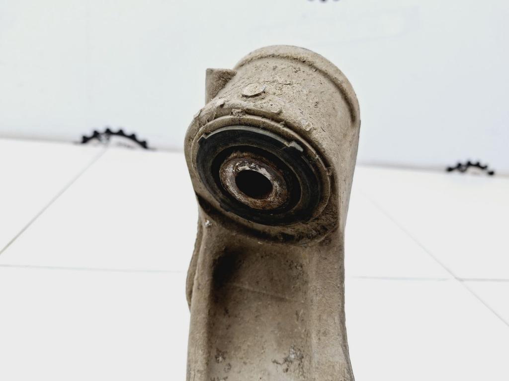 Кулак поворотный задний правый, 6000 рублей, Пермь