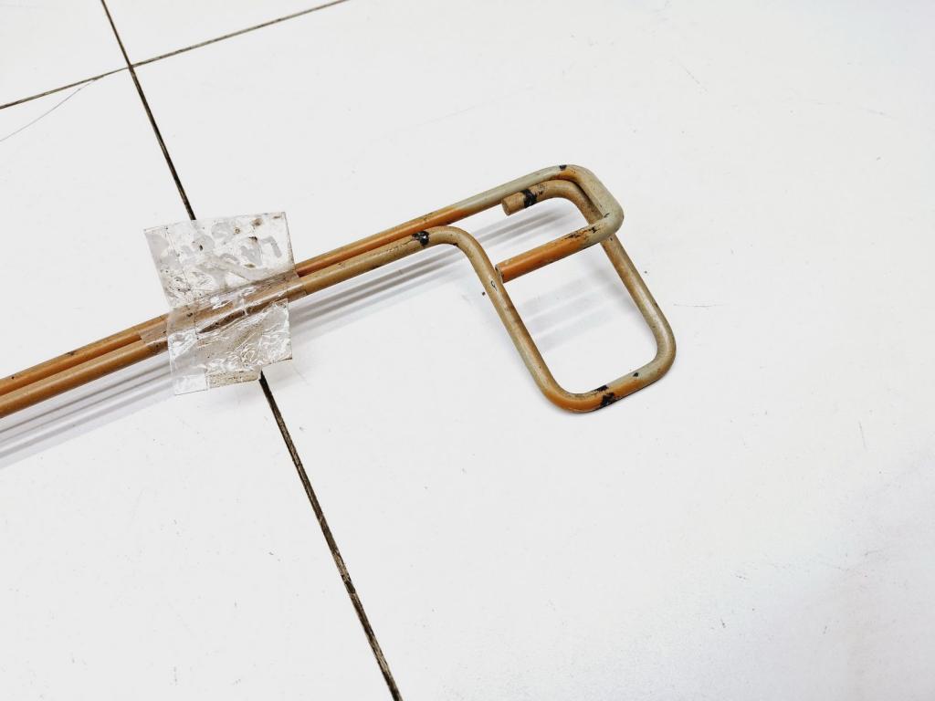 Торсион багажника, 800 рублей, Пермь