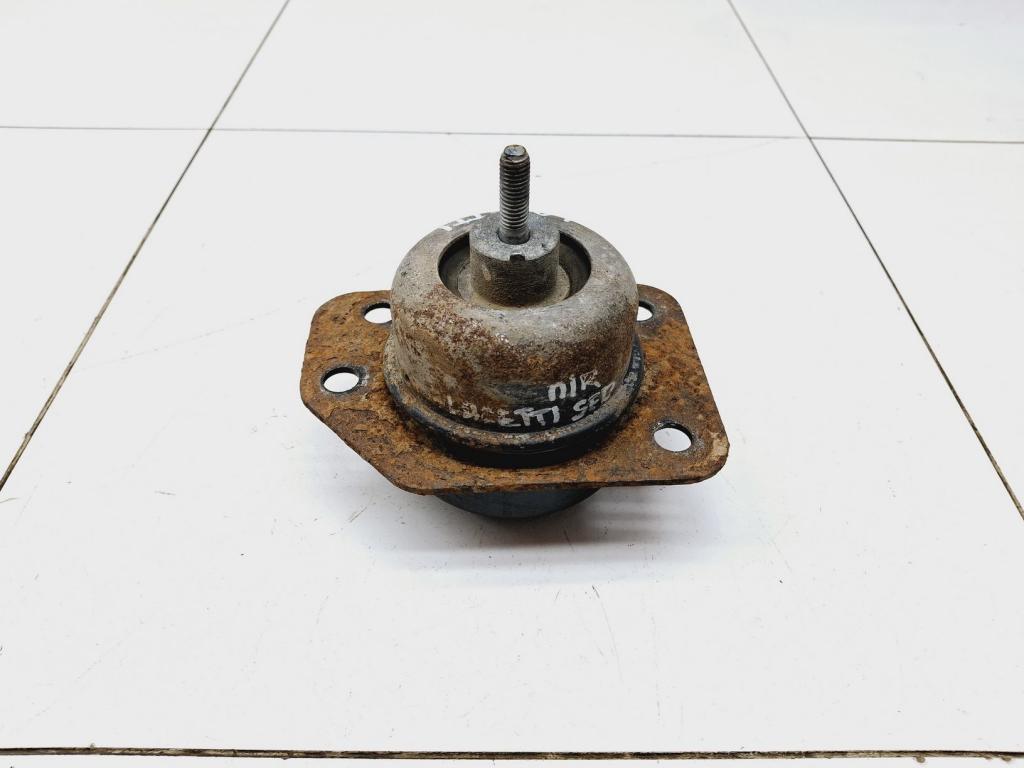 Опора двигателя правая, 1000 рублей, Пермь