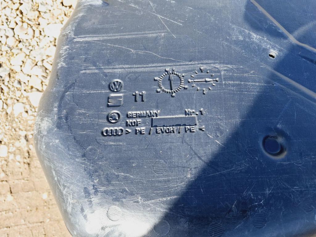 Бак топливный, 2500 рублей, Пермь