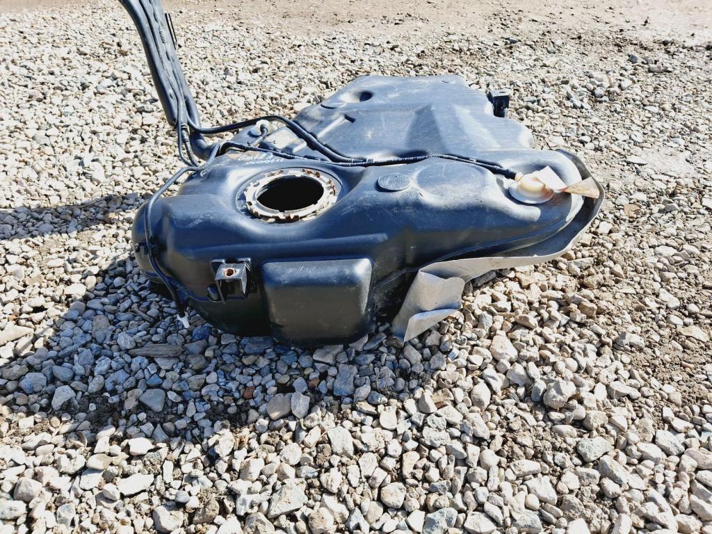 Бак топливный, 2000 рублей, Пермь