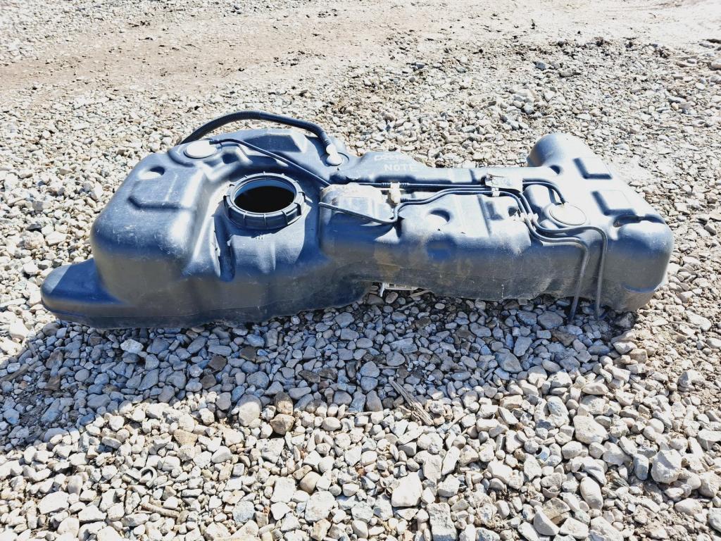 Бак топливный, 2500 рублей, Пермь