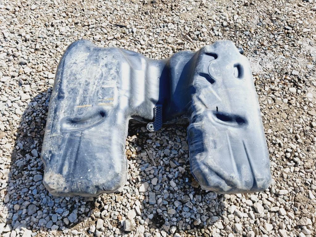 Бак топливный, 9000 рублей, Пермь