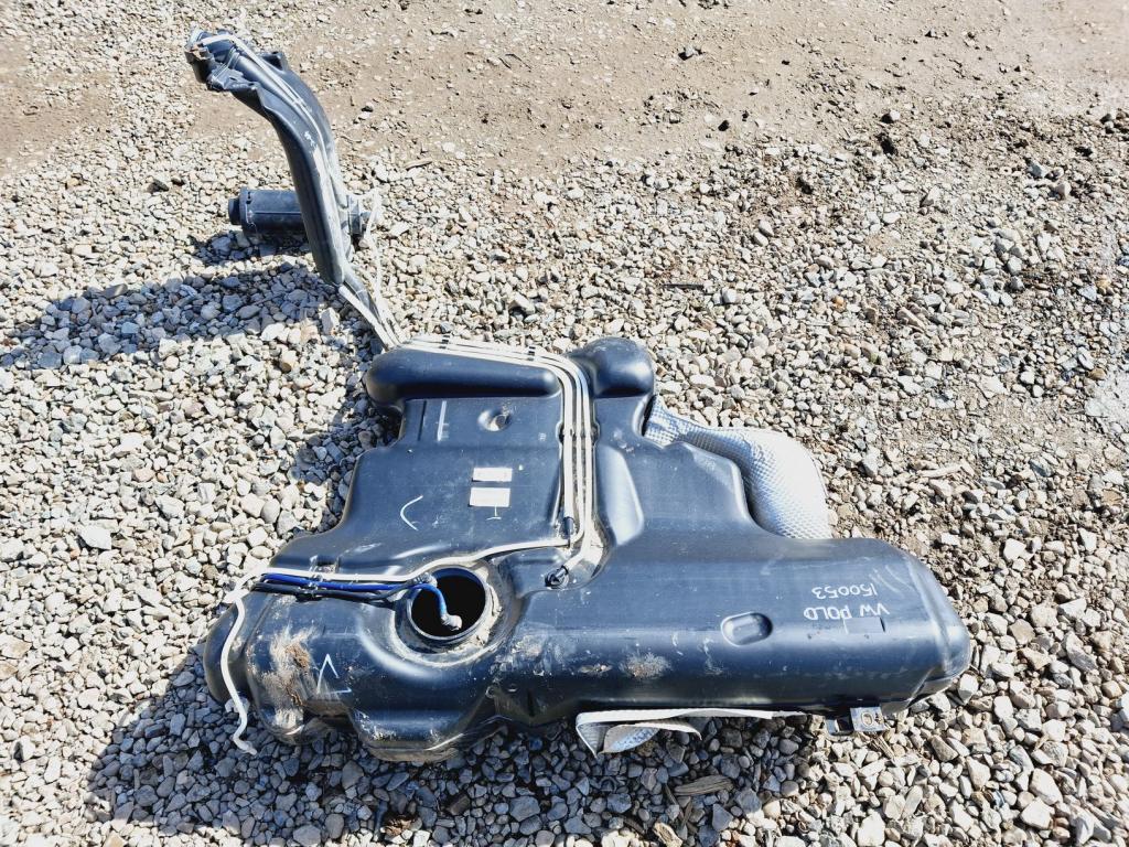 Бак топливный, 2000 рублей, Пермь