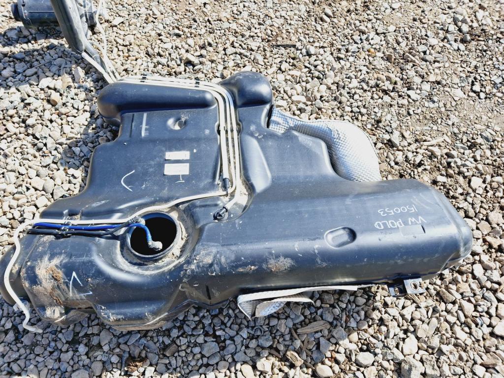 Бак топливный, 2000 рублей, Пермь