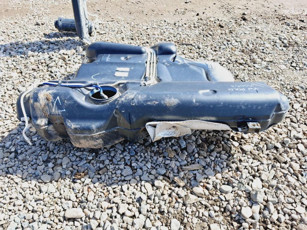 Бак топливный, 2000 рублей, Пермь