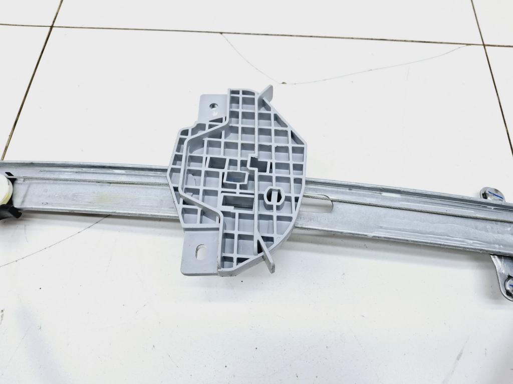 Стеклоподъемник механический задний левый, 4000 рублей, Пермь