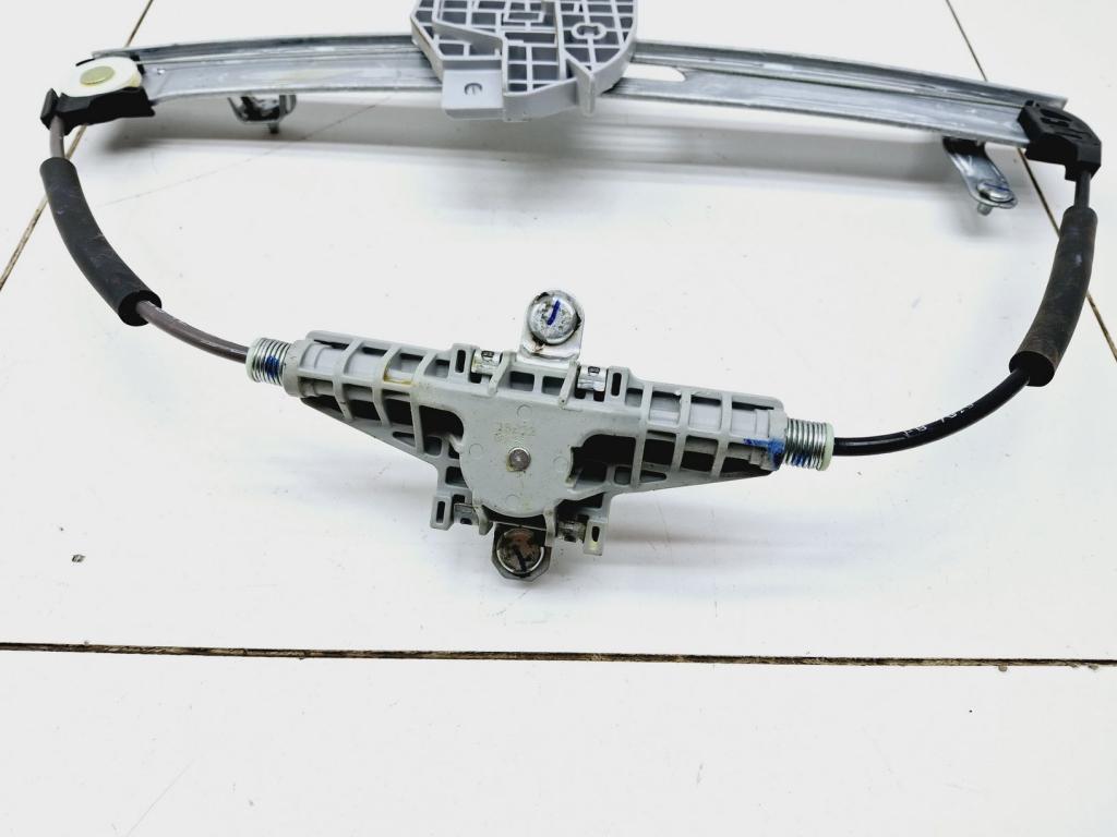 Стеклоподъемник механический задний левый, 4000 рублей, Пермь