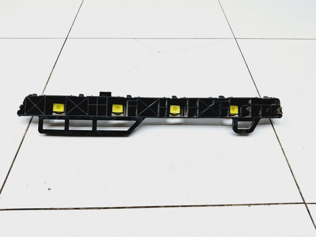 Кронштейн заднего бампера правый, 1000 рублей, Пермь