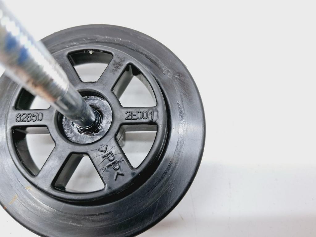 Болт крепления запасного колеса, 500 рублей, Пермь