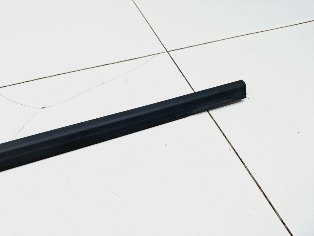 Накладка стекла переднего левого, 3000 рублей, Пермь