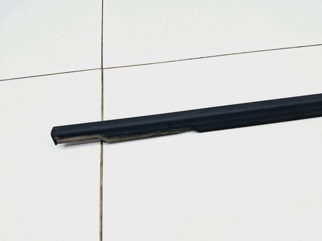 Накладка стекла переднего левого, 3000 рублей, Пермь