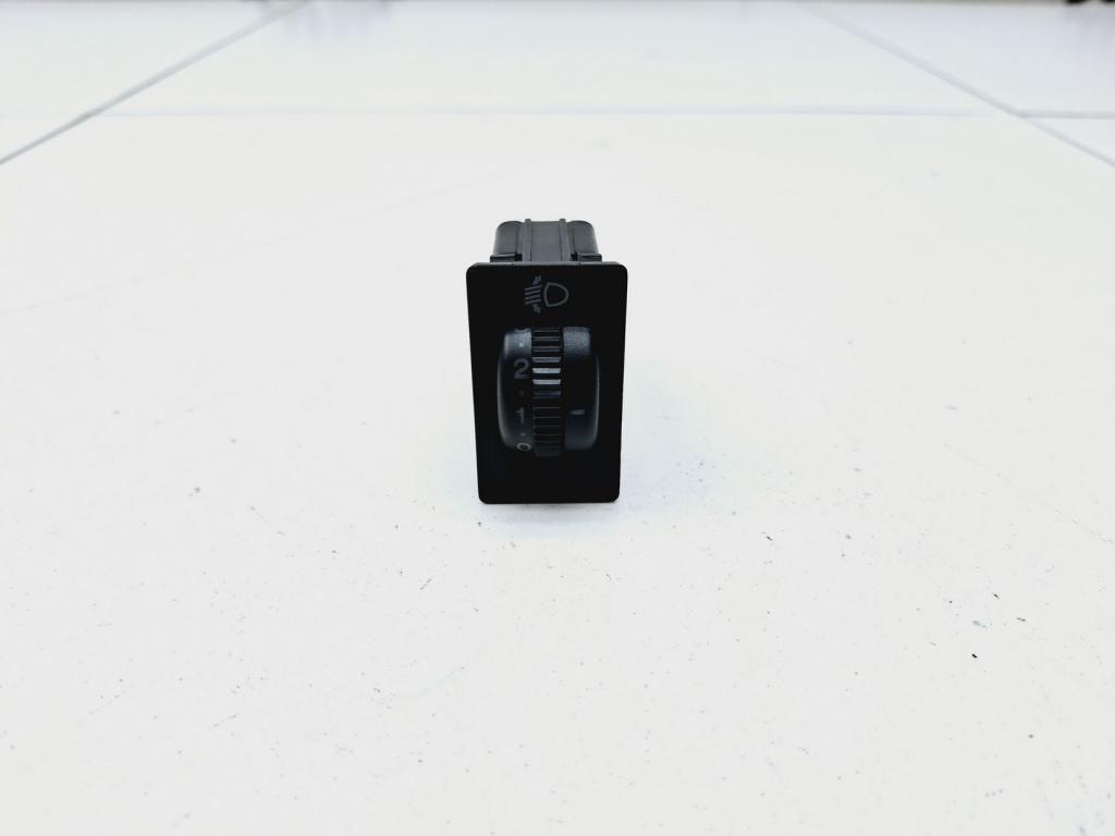 Кнопка корректора фар, 500 рублей, Пермь