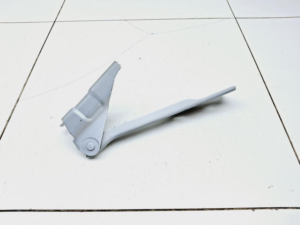 Петля капота левая, 1000 рублей, Пермь