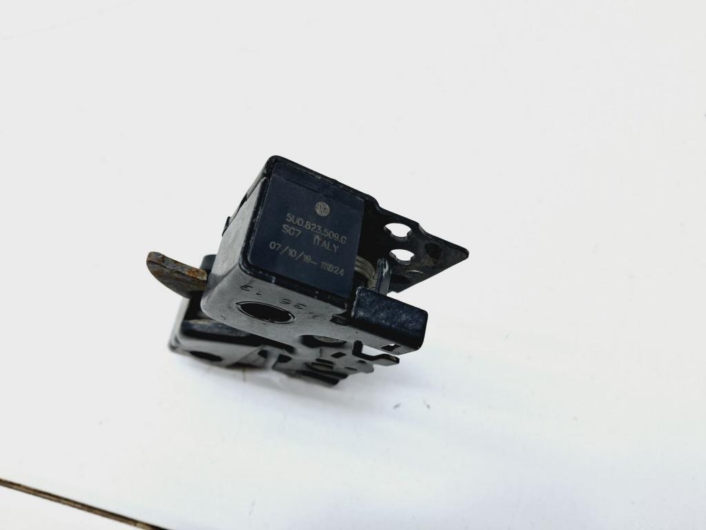 Замок капота, 1500 рублей, Пермь