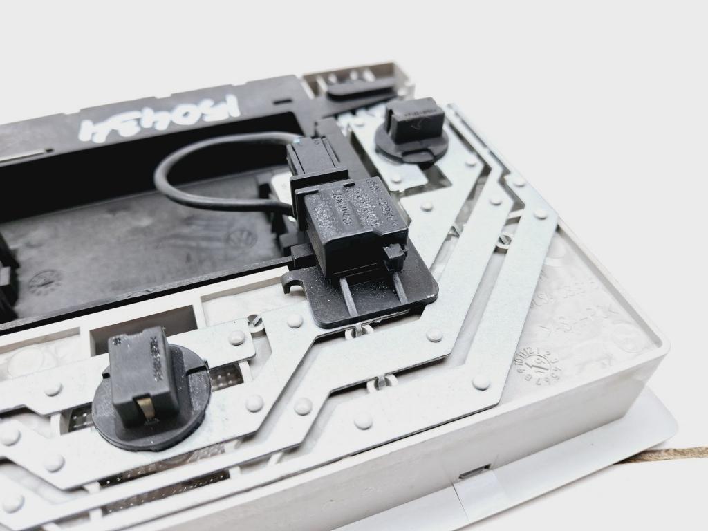 Плафон салонный, 1000 рублей, Пермь