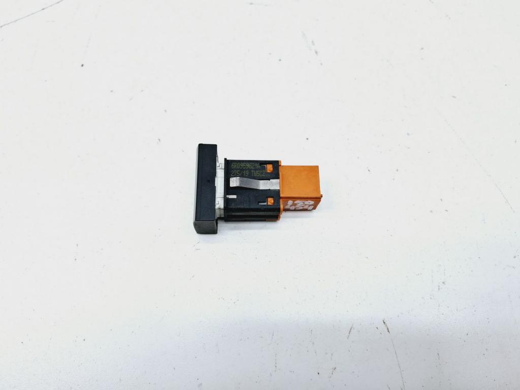 Кнопка обогрева заднего стекла, 500 рублей, Пермь